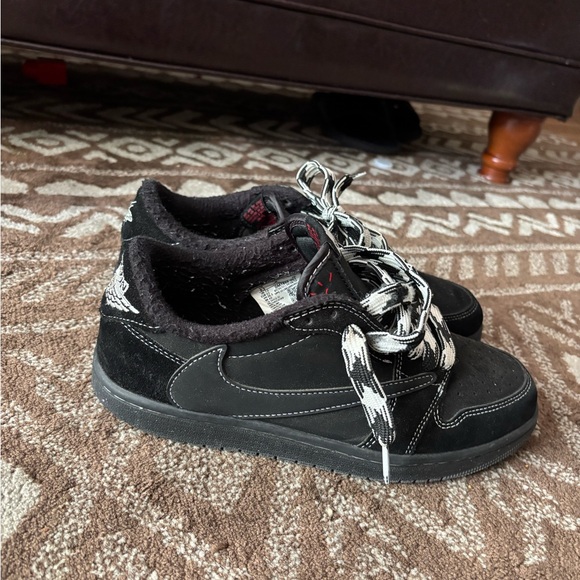 Travis Scott Black and White Sneakers - Picture 1 of 3